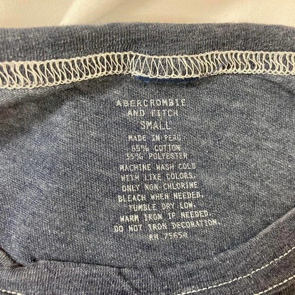Vintage y2k Abercrombie and Fitch - Picture 4 of 4